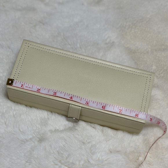 Jewelry Box - Picture 7 of 8